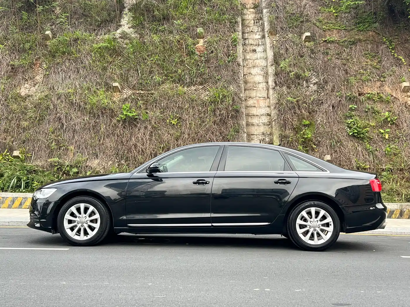 Audi A6L 2012 30 FSI Technology Model фото 5