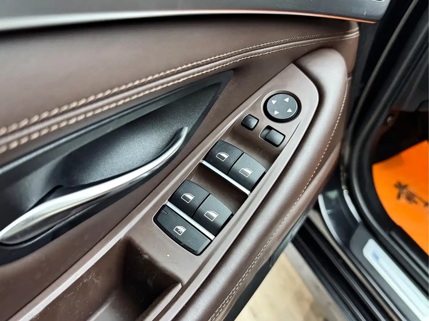 BMW 5 Series 2014 525Li Luxury Design Package фото 11