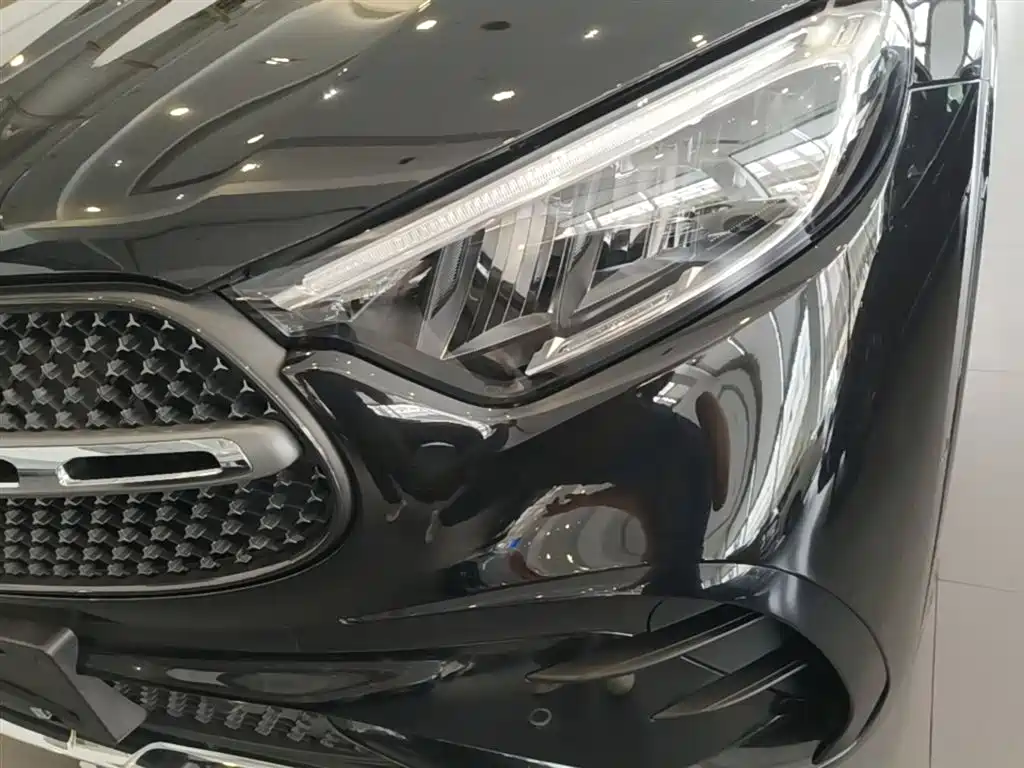 Mercedes-Benz GLC 2024 GLC 260 L 4MATIC Luxury 5-seater фото 24