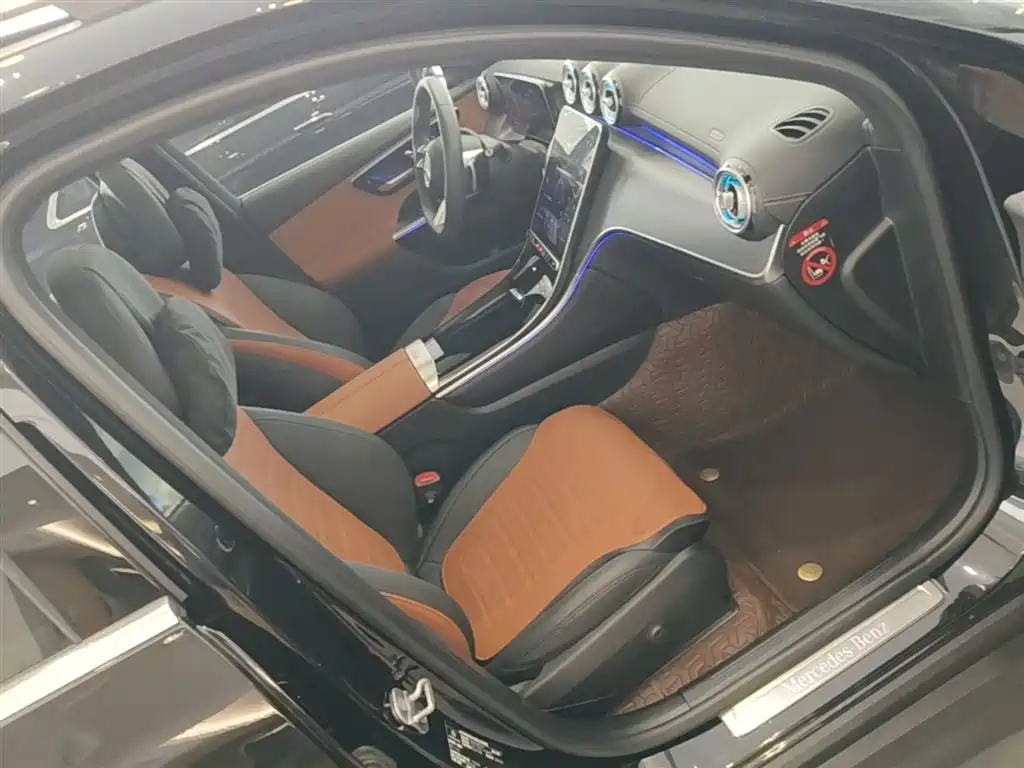 Mercedes-Benz GLC 2024 GLC 260 L 4MATIC Luxury 5-seater фото 25