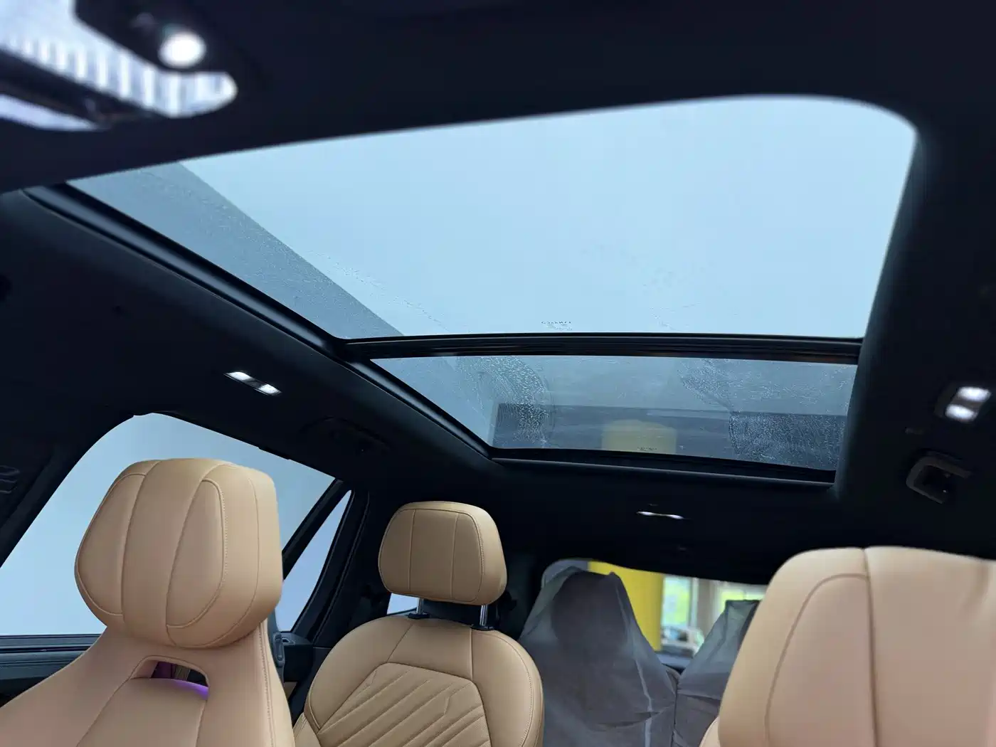 Lynk & Co 09 EM-P 2021 2.0T PHEV Ultra 6-seater фото 11