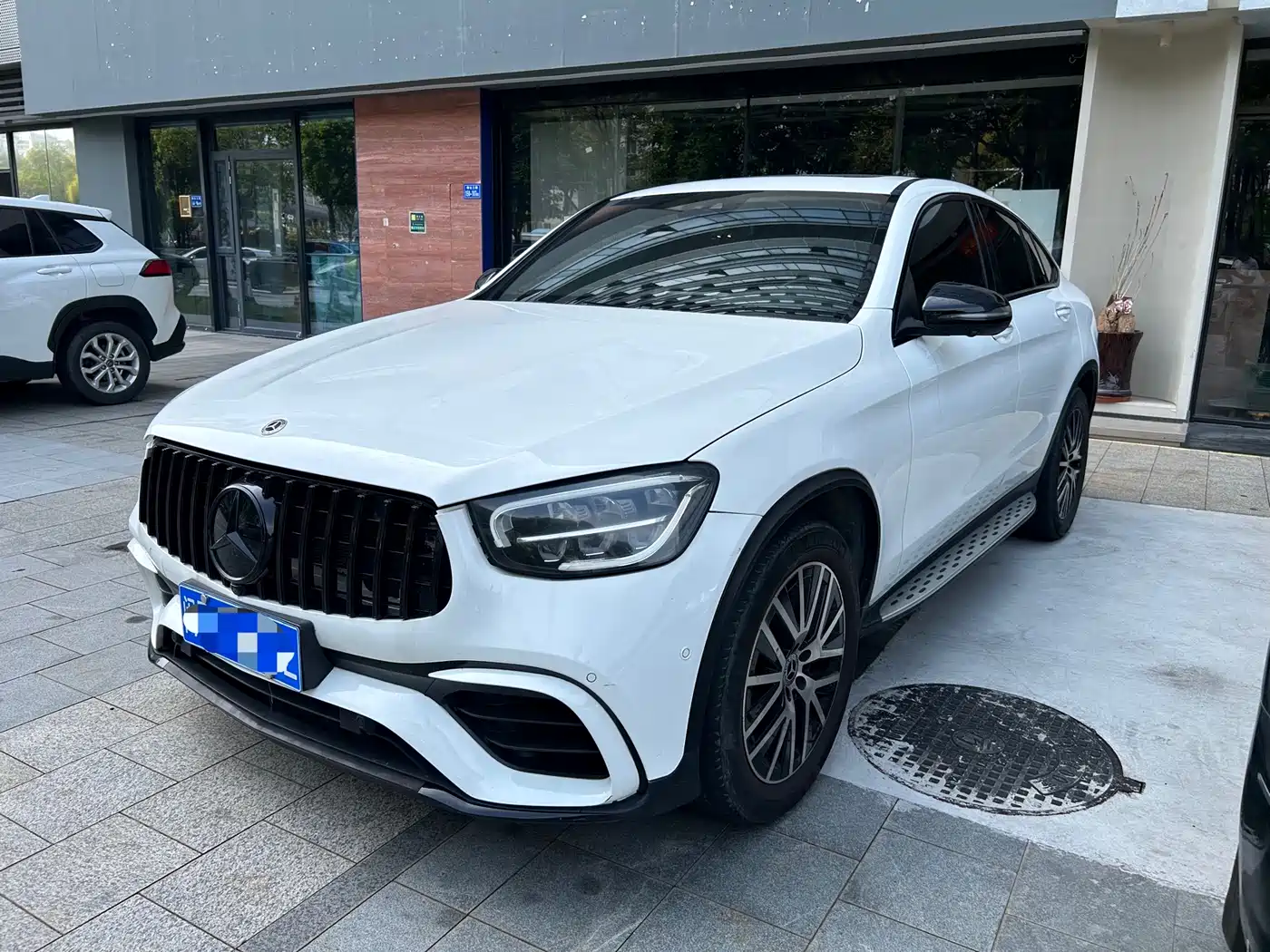 Mercedes-Benz GLC Coupe 2022 Facelift GLC 300 4MATIC Coupe SUV