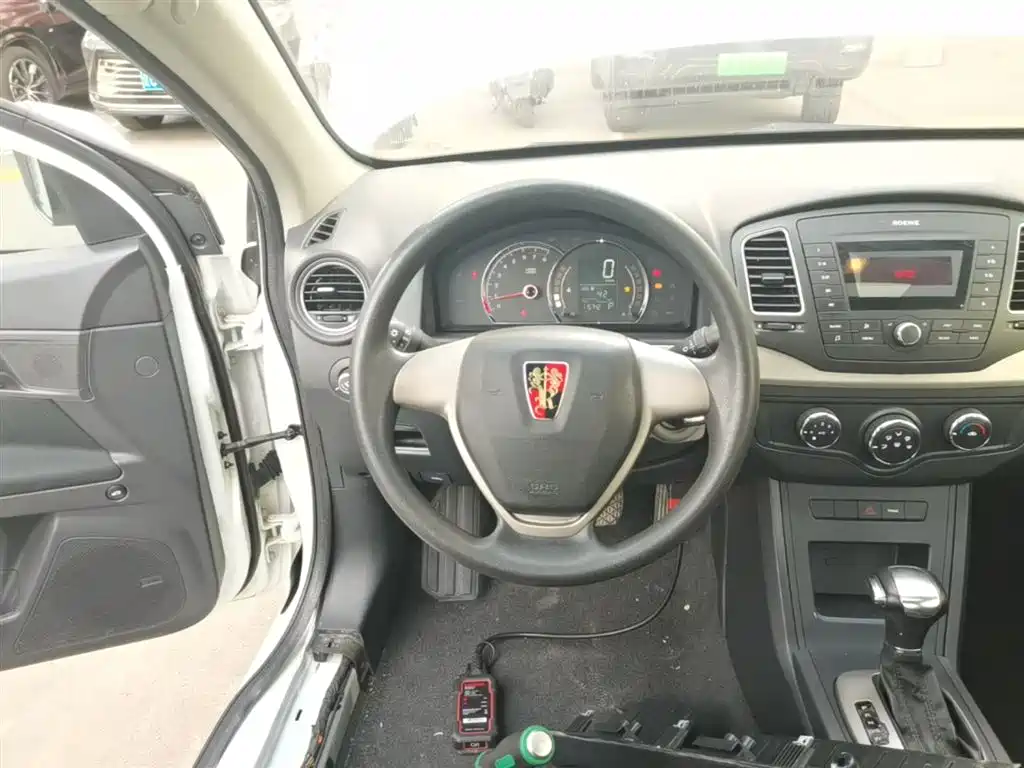 Roewe 350 2017 2015 Model 1.5L Automatic Luxury Sunroof Edition