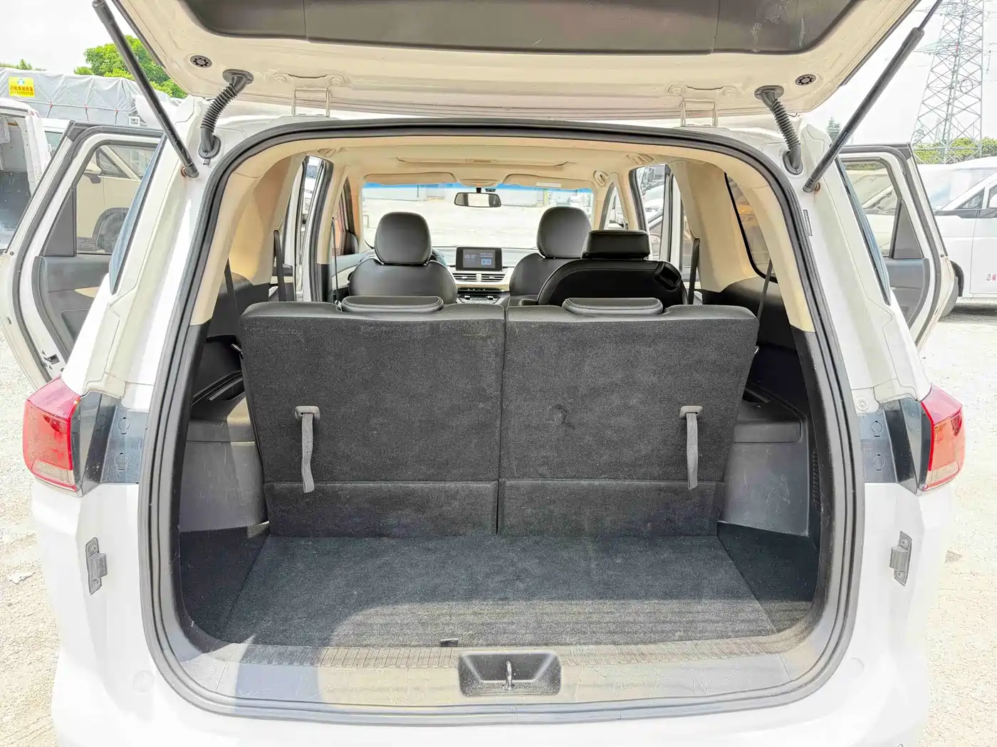 Baojun 360 2018 2018 1.5L Automatic Luxury (China V)