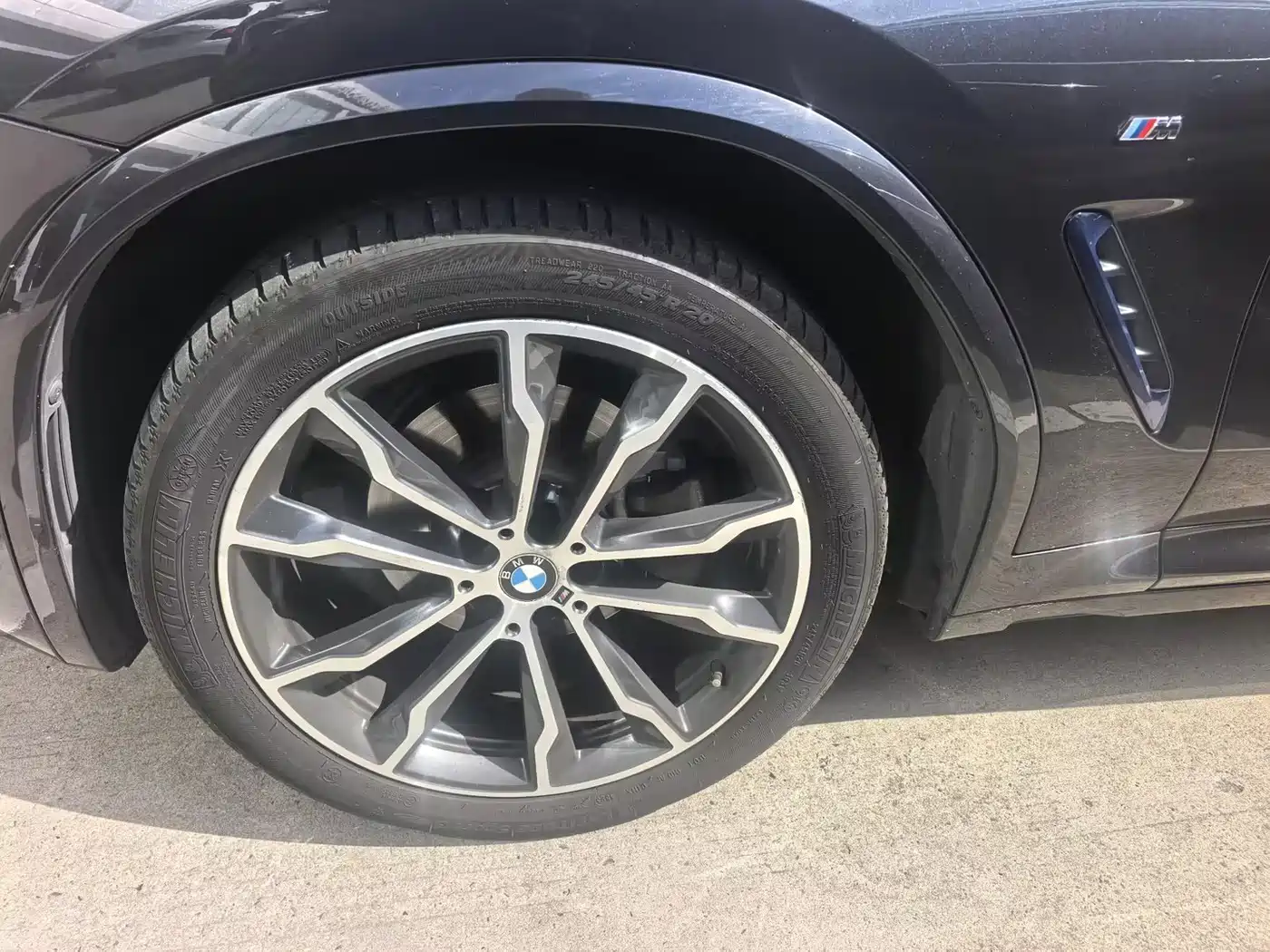 Photo 10 - BMW X4