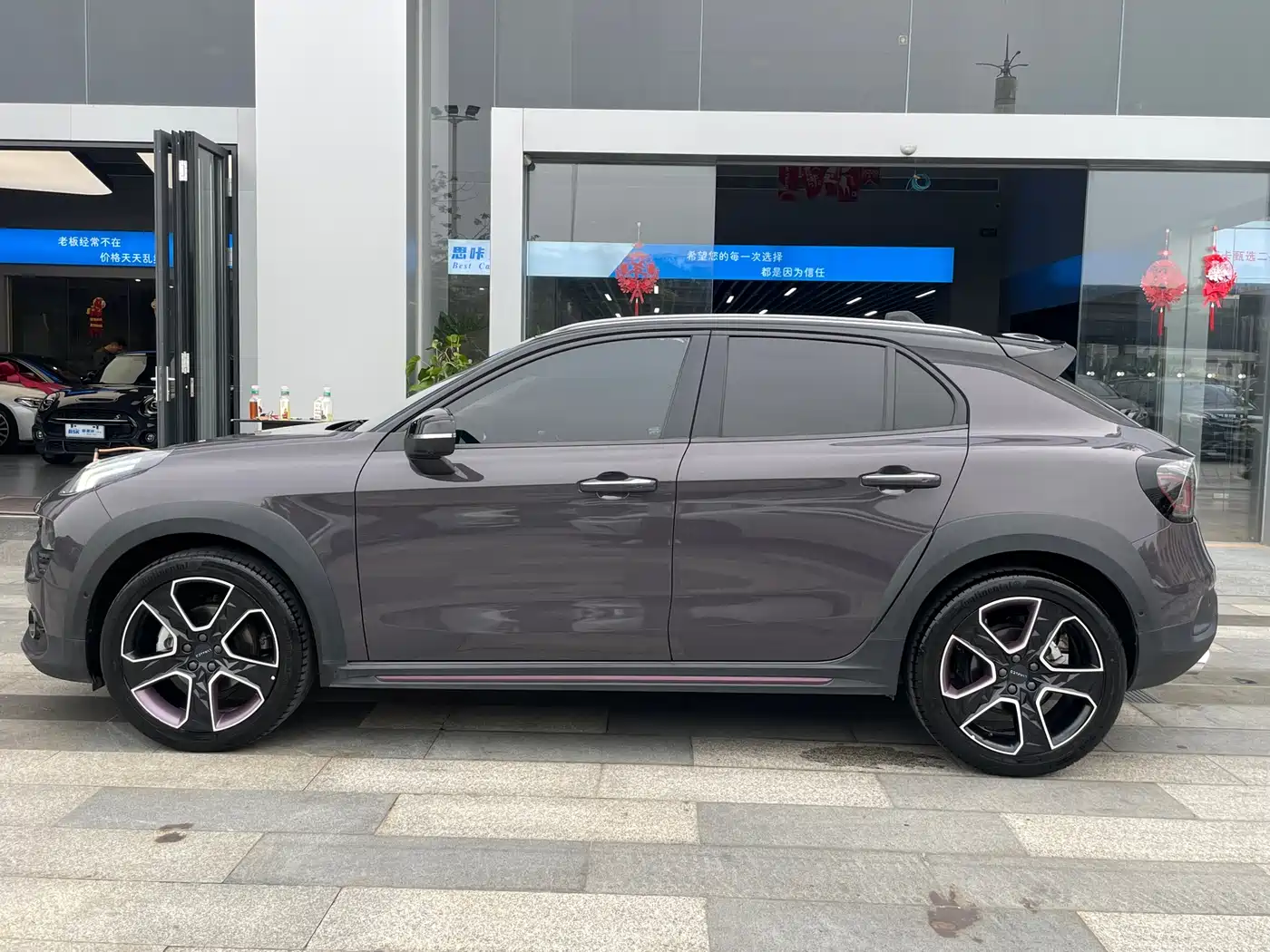 Lynk & Co 02 2021 2.0TD Automatic 2WD Power Champion Edition фото 4