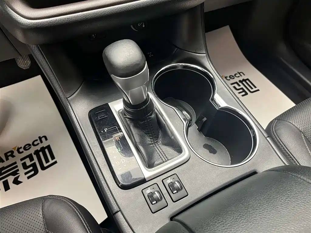 Toyota Highlander 2017 2.0T 4WD Premium 7-Seater фото 15