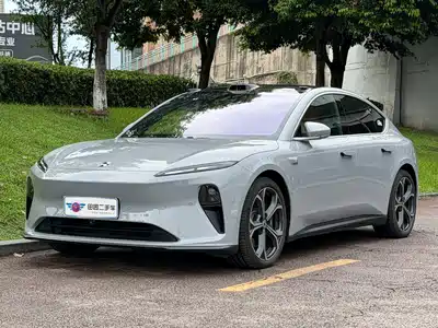 NIO ET5