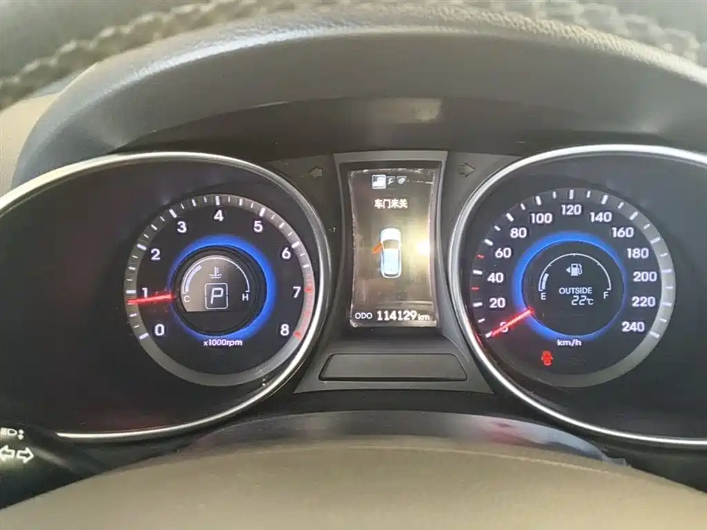 Hyundai Santa Fe 2015 2.0T Automatic 2WD Smart 5-Seater фото 12