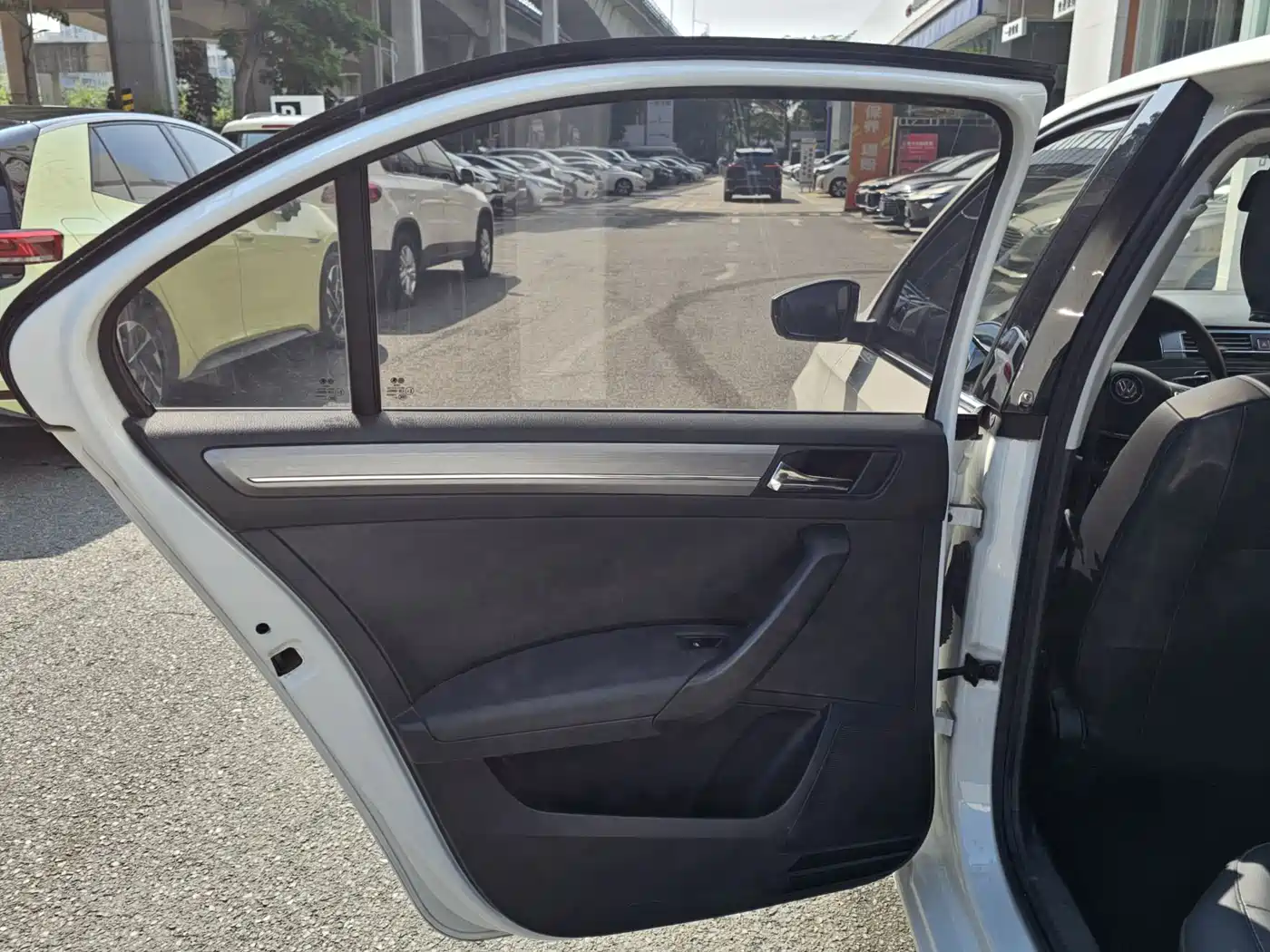 Volkswagen Santana 2021 1.5L Automatic Comfort Edition фото 11
