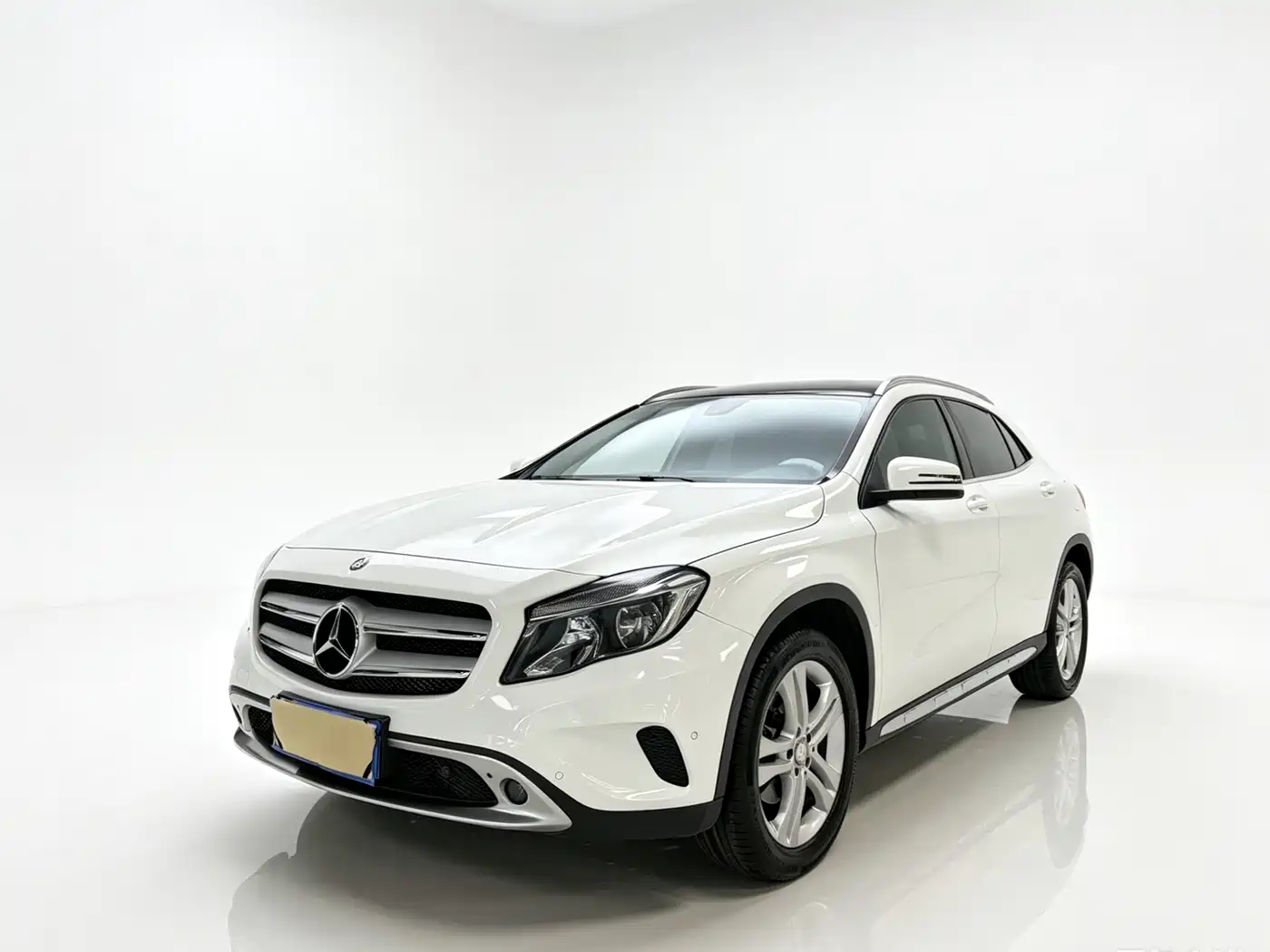 Mercedes-Benz GLA 2015 GLA 200 Dynamic