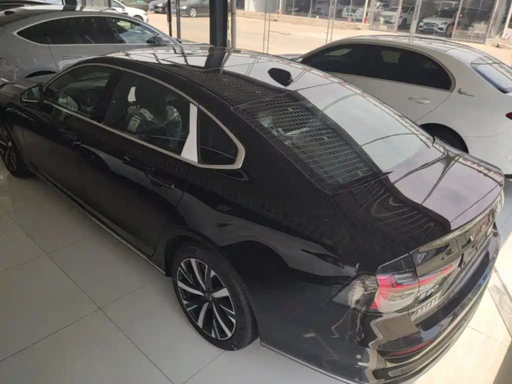 2026 Volvo S90
