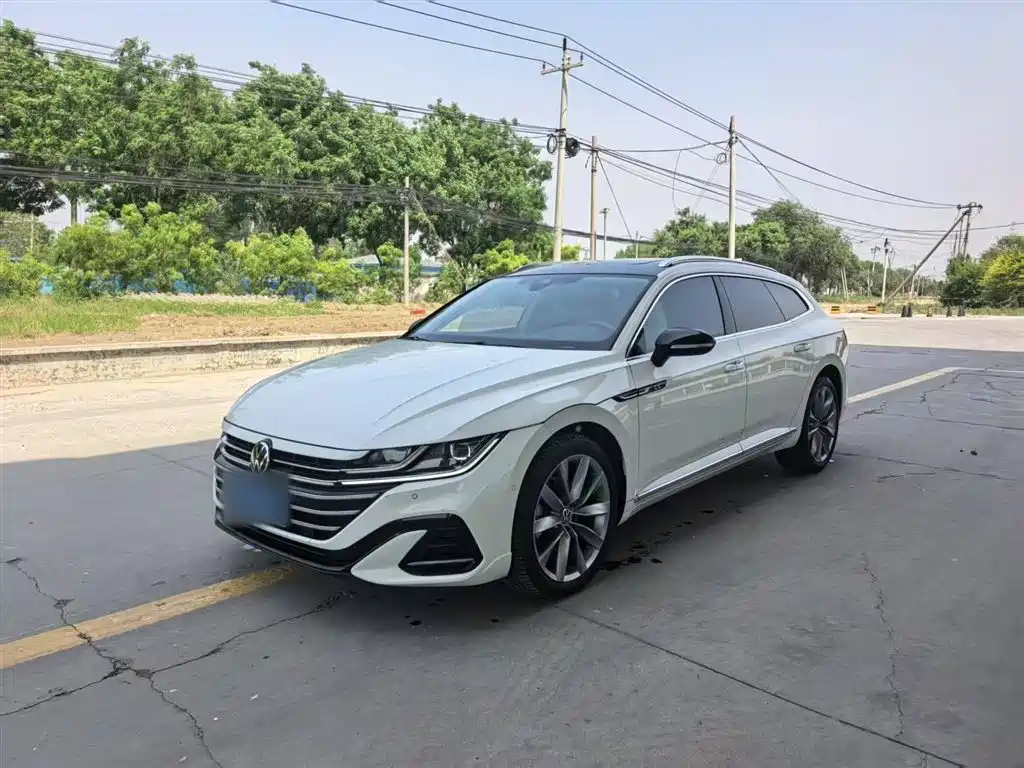 Volkswagen FAW-Volkswagen CC 2021 Shooting Brake 380TSI Hunter Heart Edition фото 2