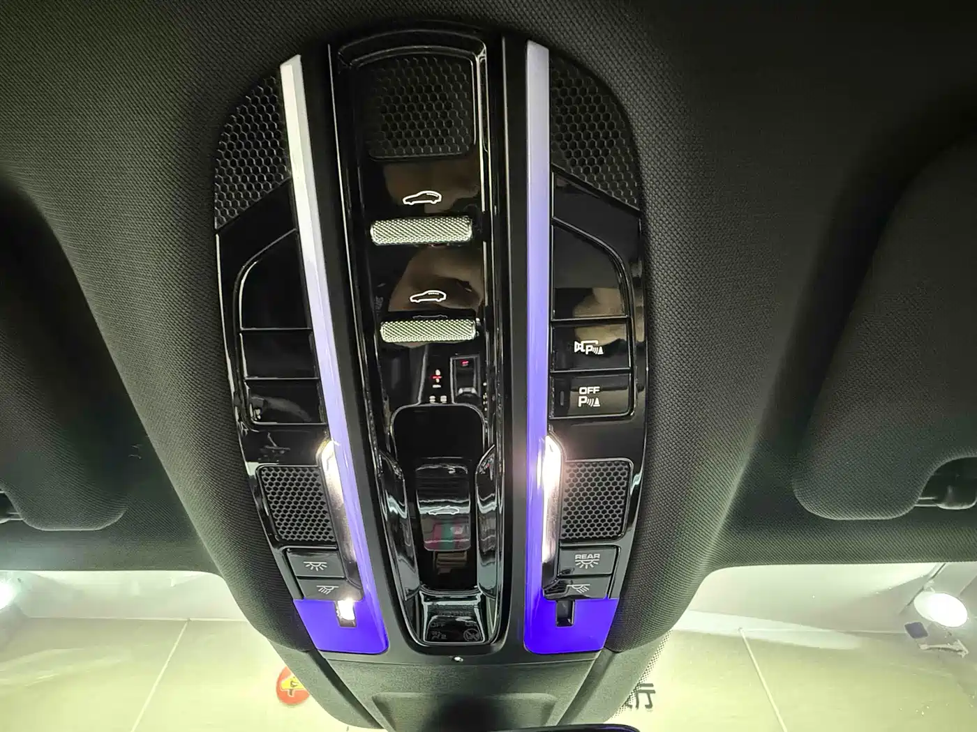 Porsche Panamera 2017 Panamera 3.0T фото 8