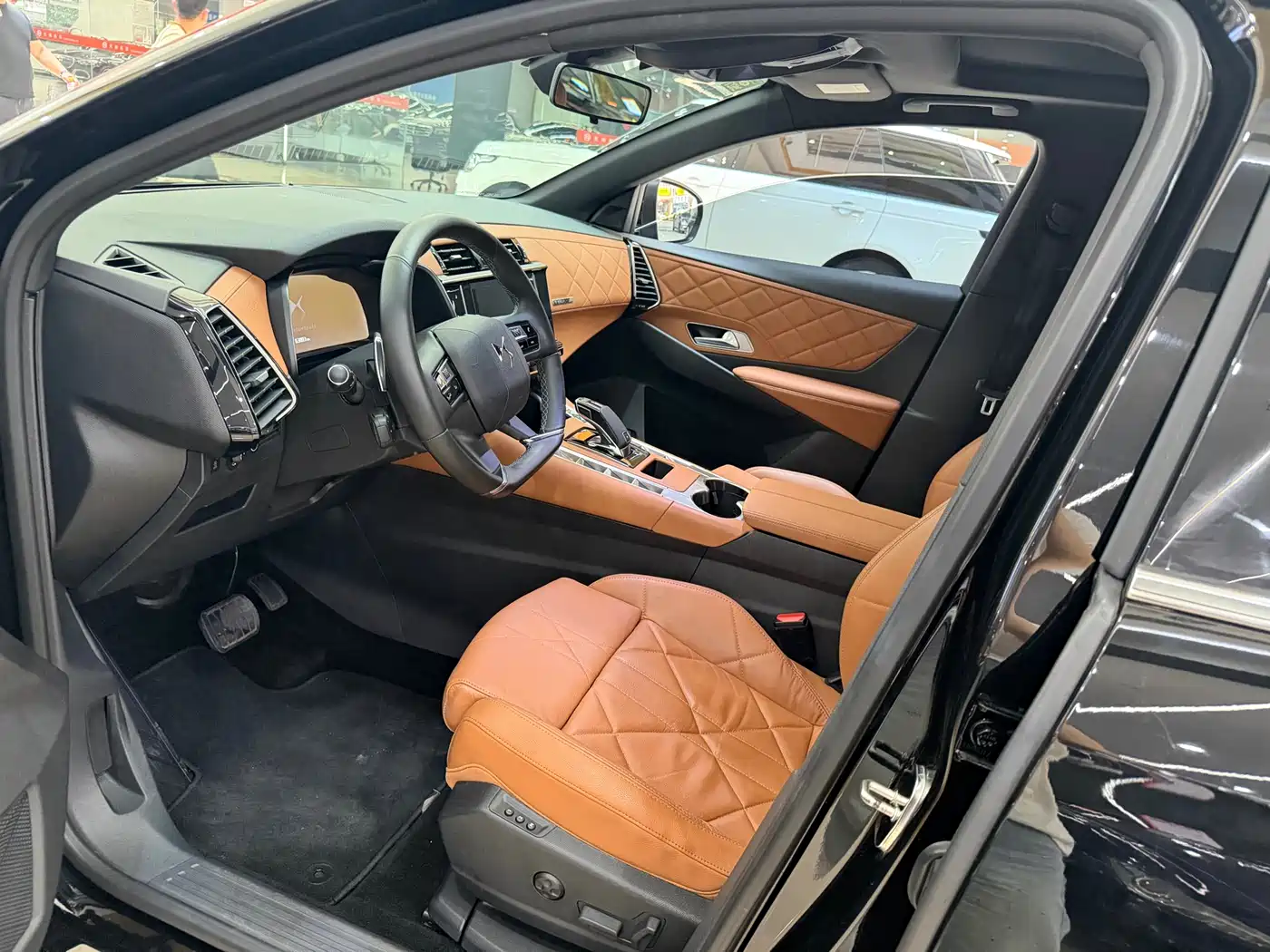 DS 7 2018 45THP Rivoli Pioneer Edition фото 5