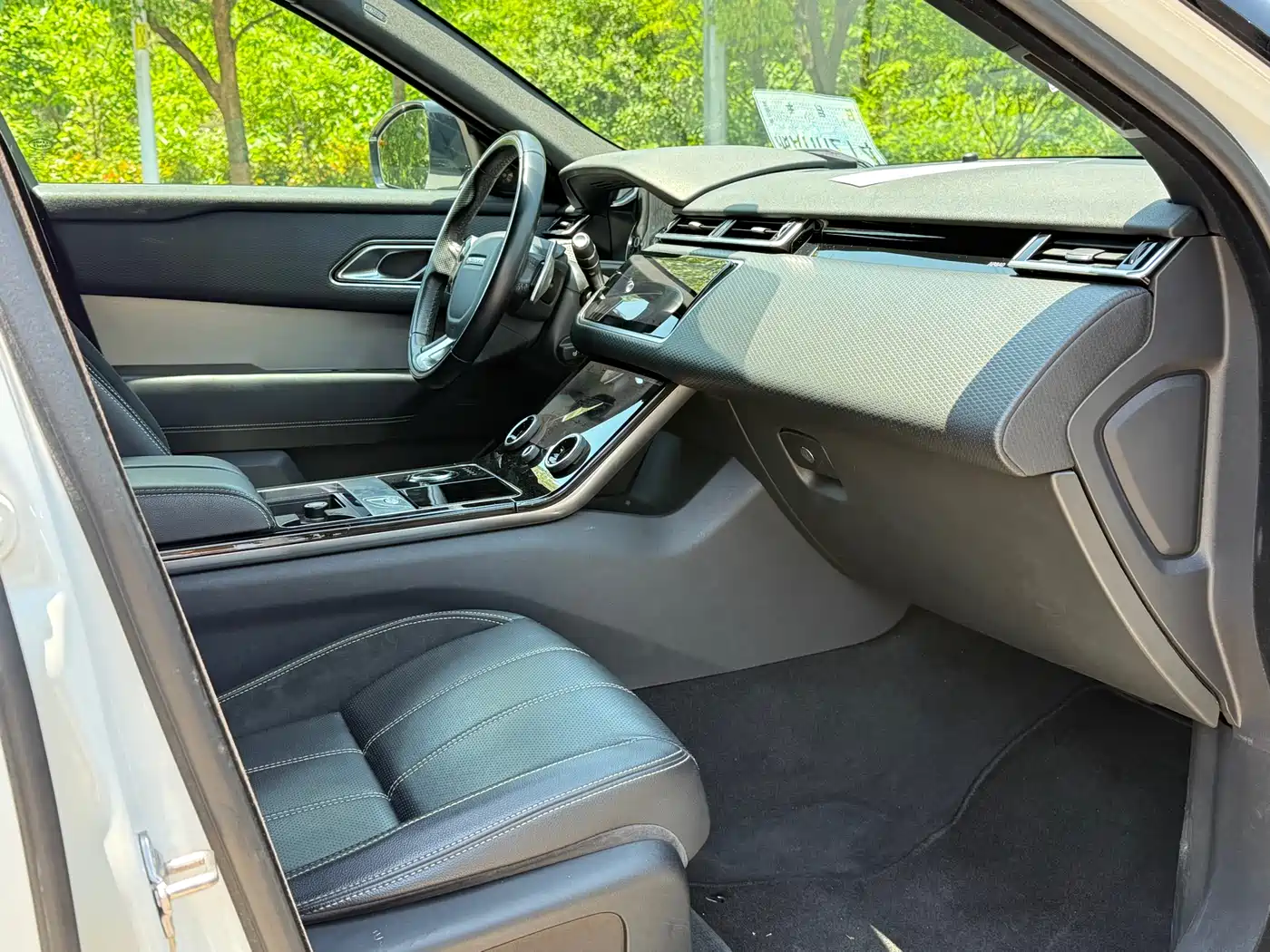 Land Rover Range Rover Velar 2018 P300 S фото 10