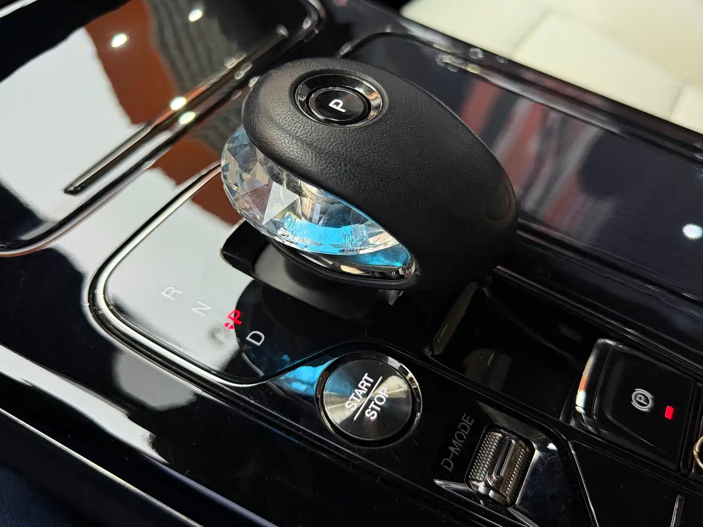 GAC Trumpchi Trumpchi M8 2023 Model Master Series 400T Flagship Edition фото 16