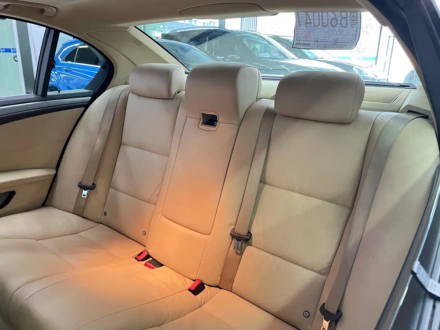 BMW 5 Series 2009 520Li Premium фото 32