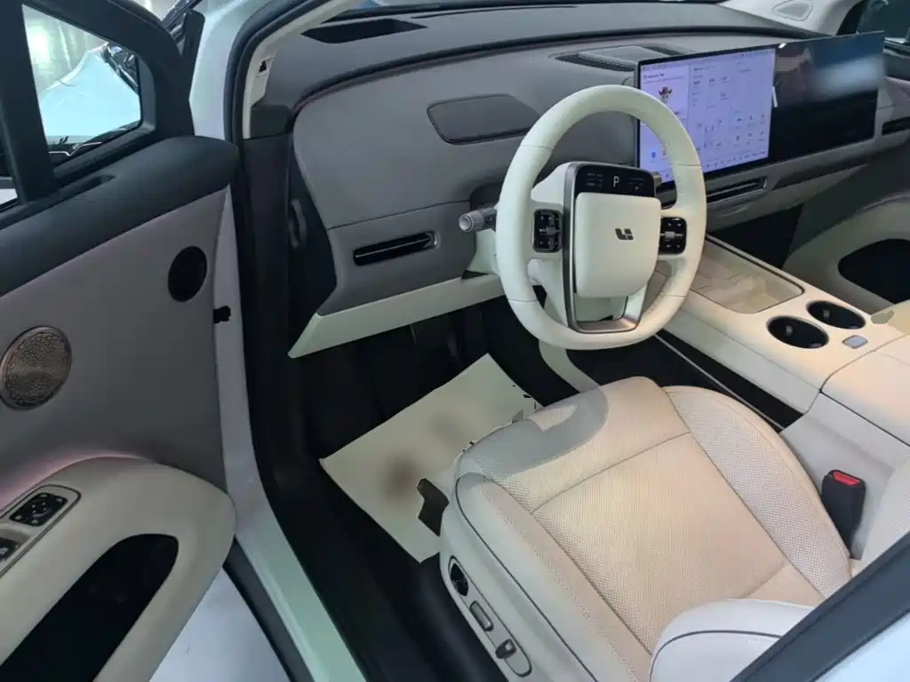 Li Auto Li i8 2025 2025 Standard Edition