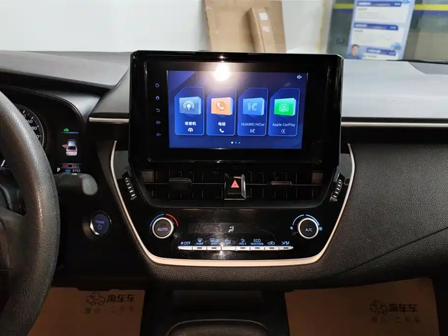 Toyota Corolla 2022 Hybrid 1.8L E-CVT Pioneer Edition фото 13
