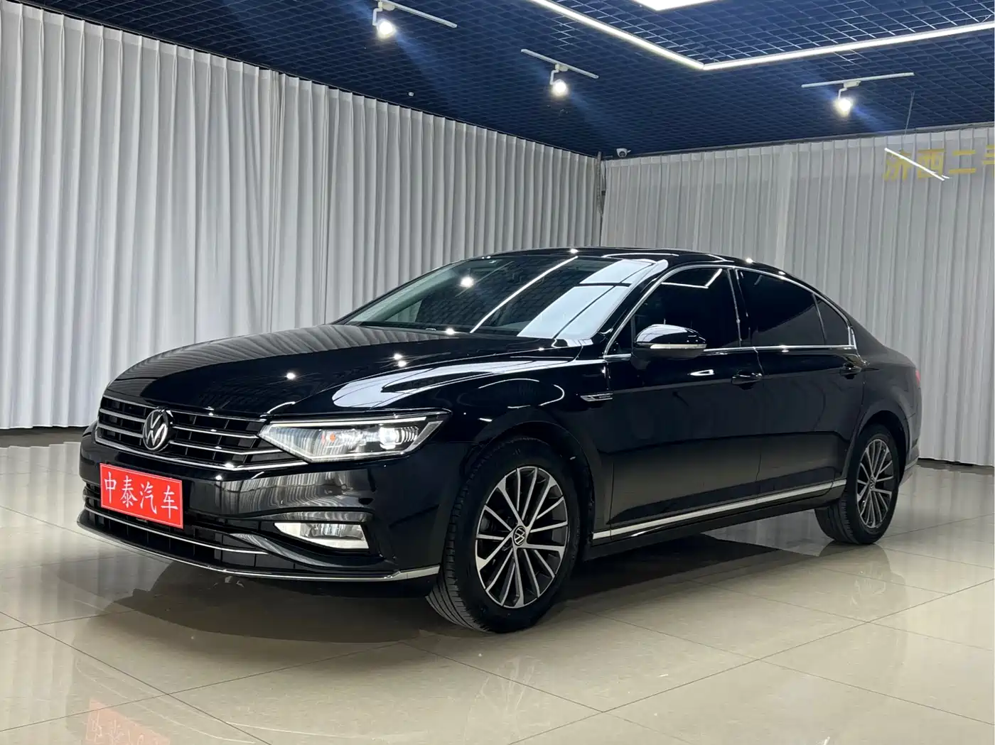 Volkswagen Magotan 2020 330TSI DSG Luxury