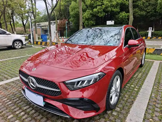 MERCEDES-BENZ A CLASS