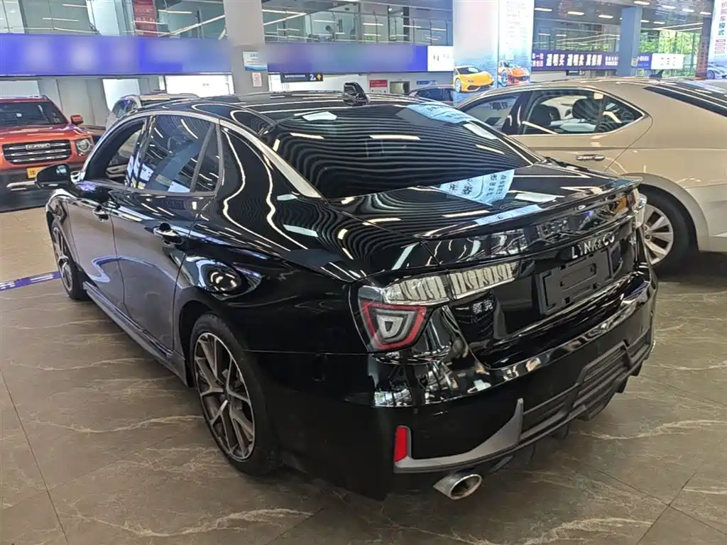 Lynk & Co 03 2019 2.0TD Auto Power Pro Version фото 5