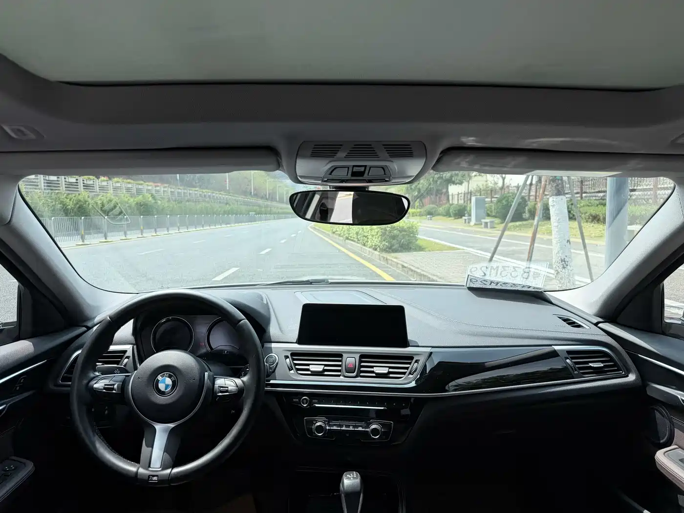 BMW 1 Series 2019 118i M Sport Package фото 5