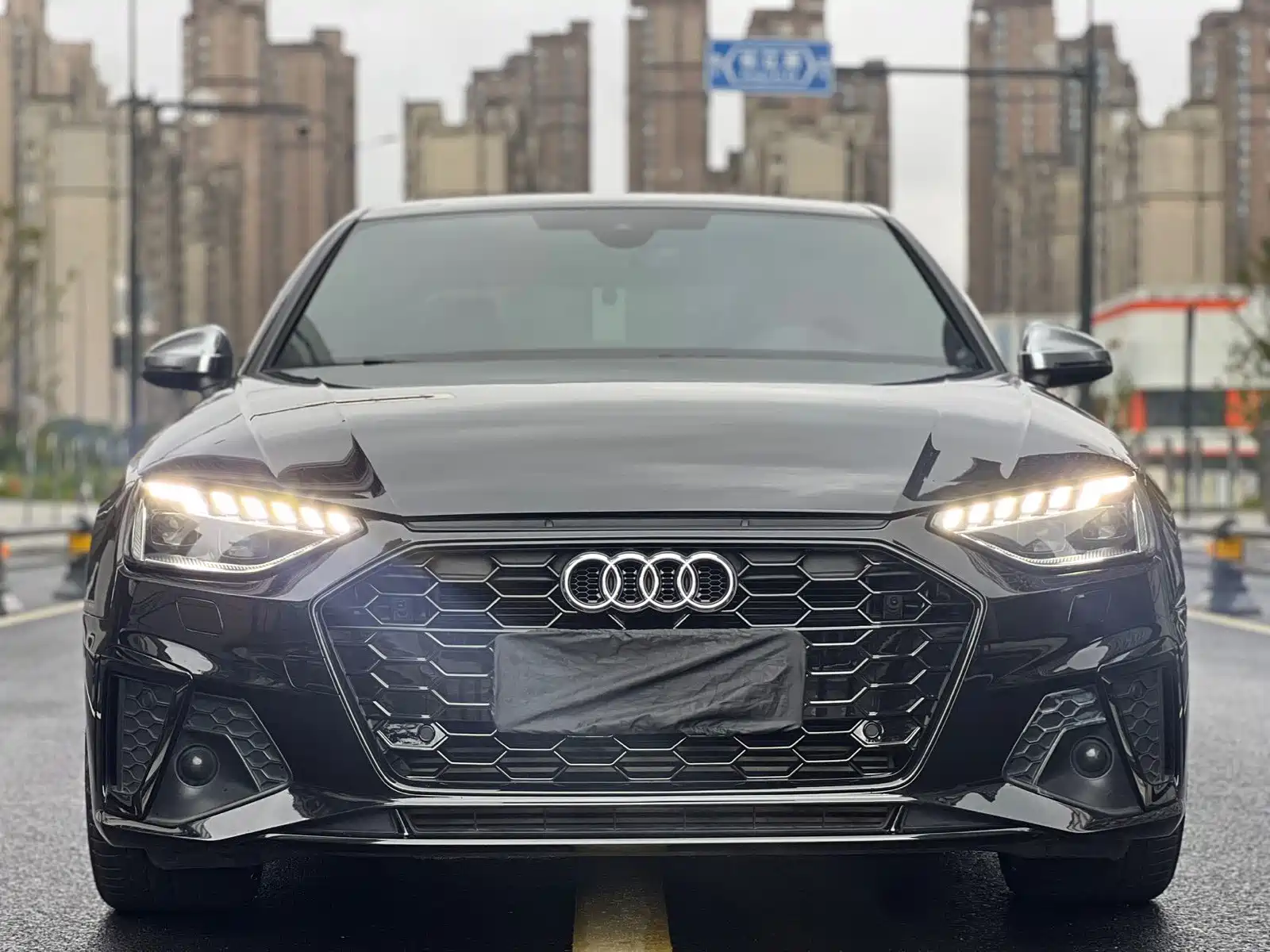 Photo 2 - Audi S4