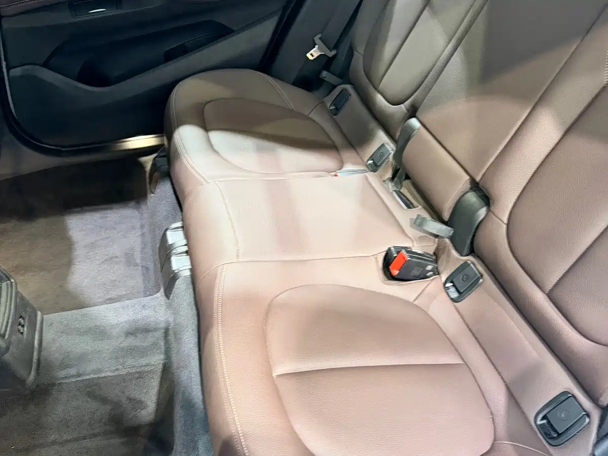 BMW X1 2022 sDrive20Li Fashion фото 15