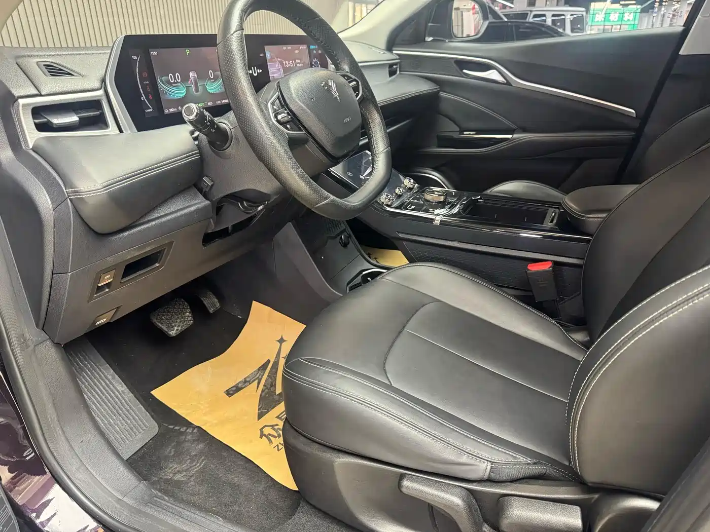 NEZHA AUTOMOBILE NEZHA U
