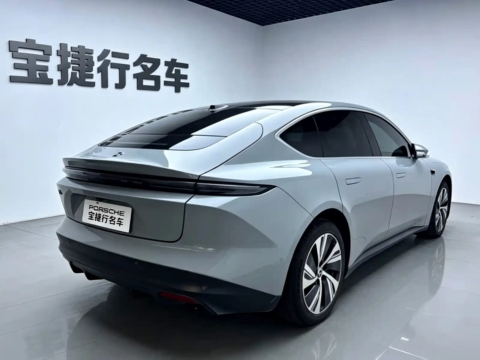 Фото 4 - NIO ET5