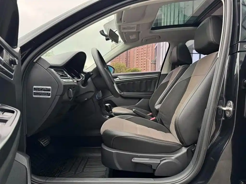 Volkswagen C-TREK 2018 230TSI DSG Comfort фото 13