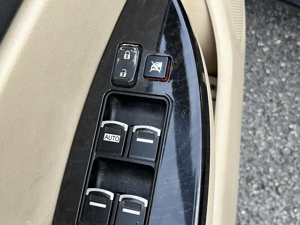 BYD G6 2013 2.0L Manual Premium фото 9