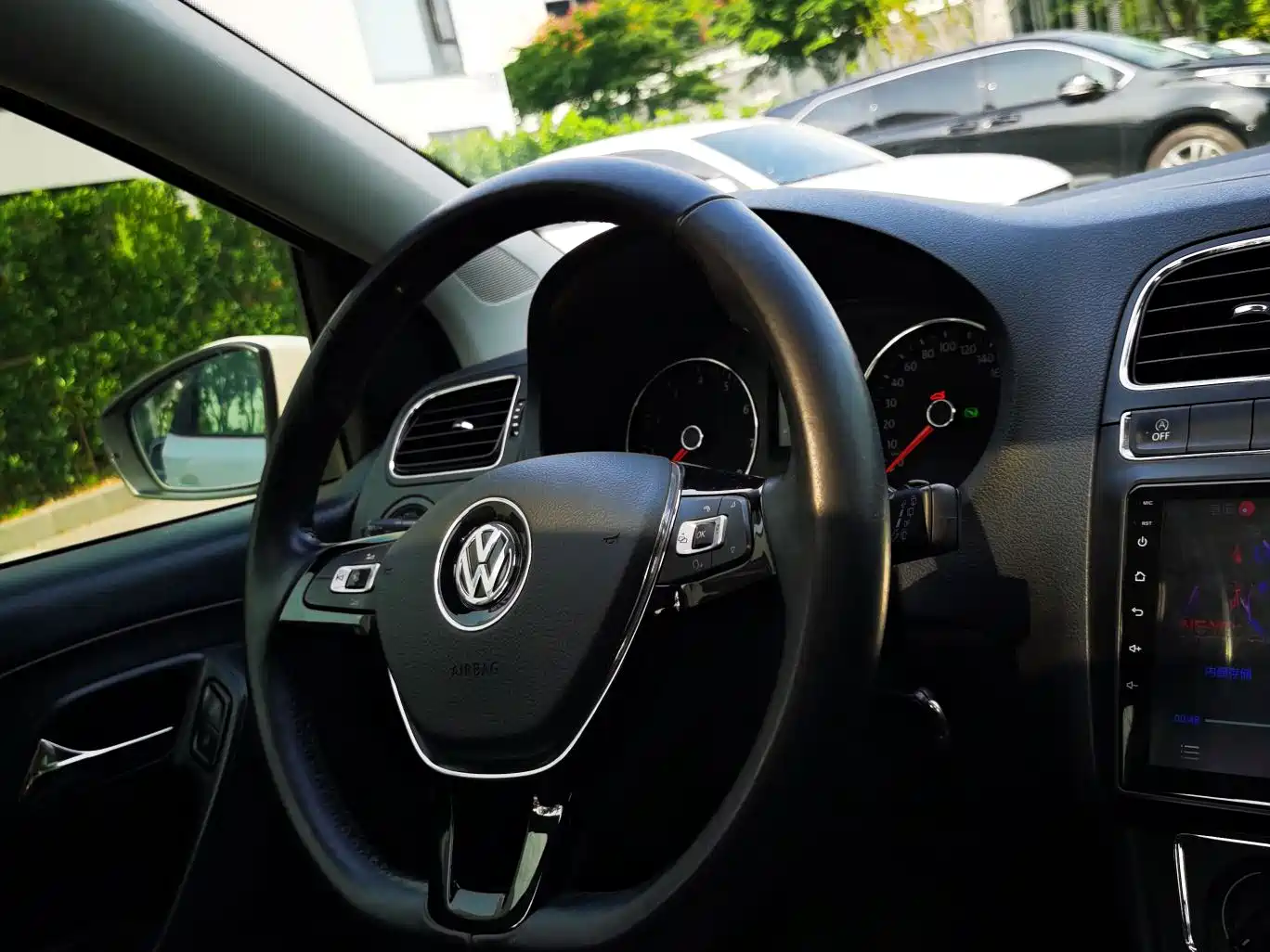 Volkswagen Polo 2018 1.5L Auto Comfort фото 8