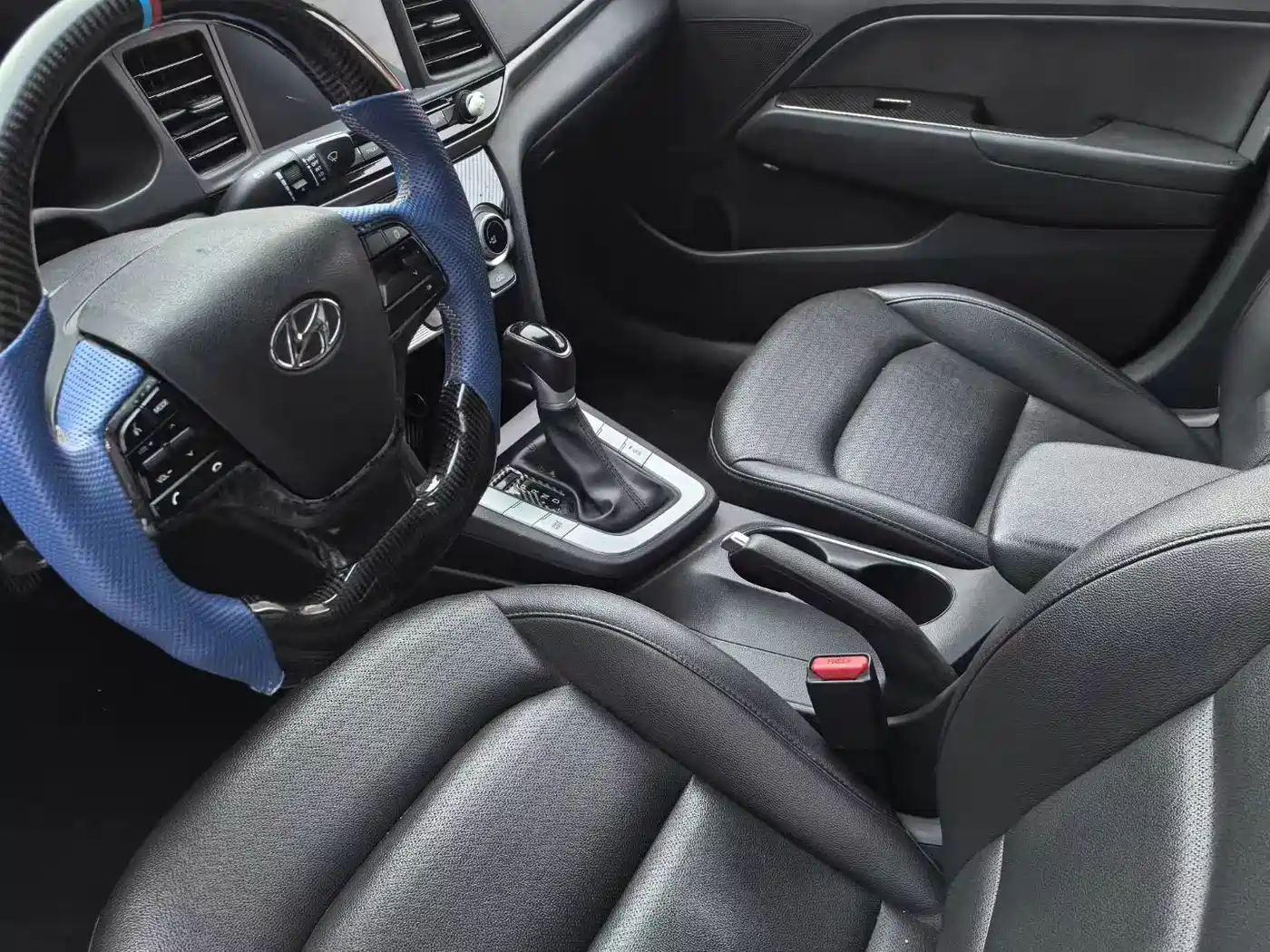 Hyundai Elantra 2020 1.5L CVT Smart Style·Elite фото 9
