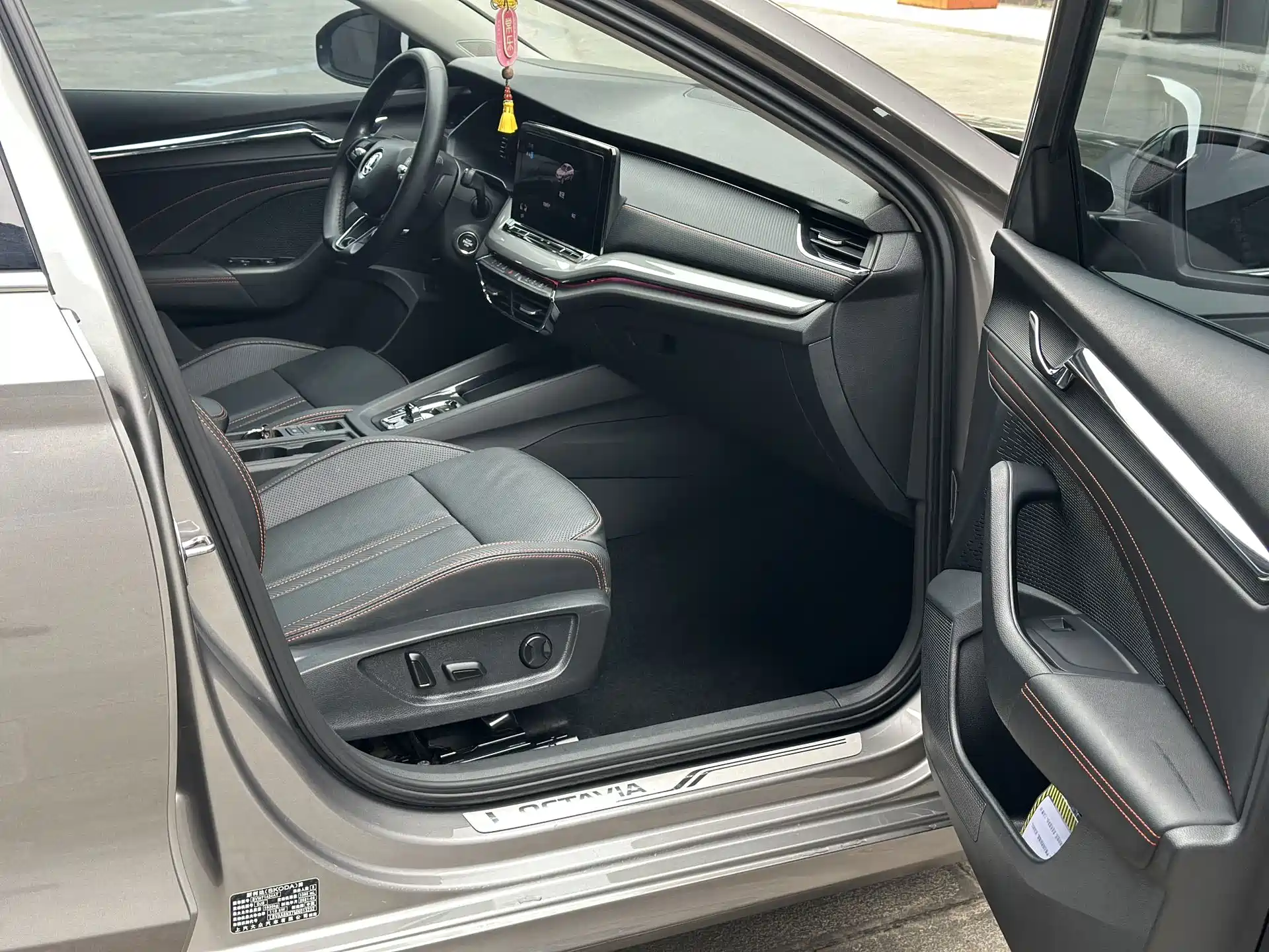 Фото 6 - Škoda Octavia
