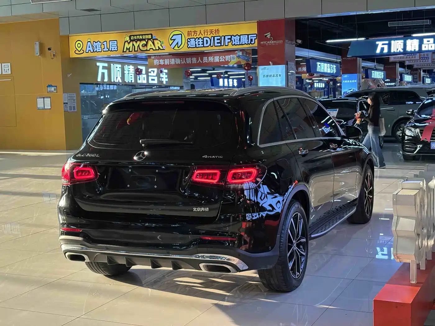 Mercedes-Benz GLC 2022 Facelift GLC 260 L 4MATIC Luxury Model фото 7