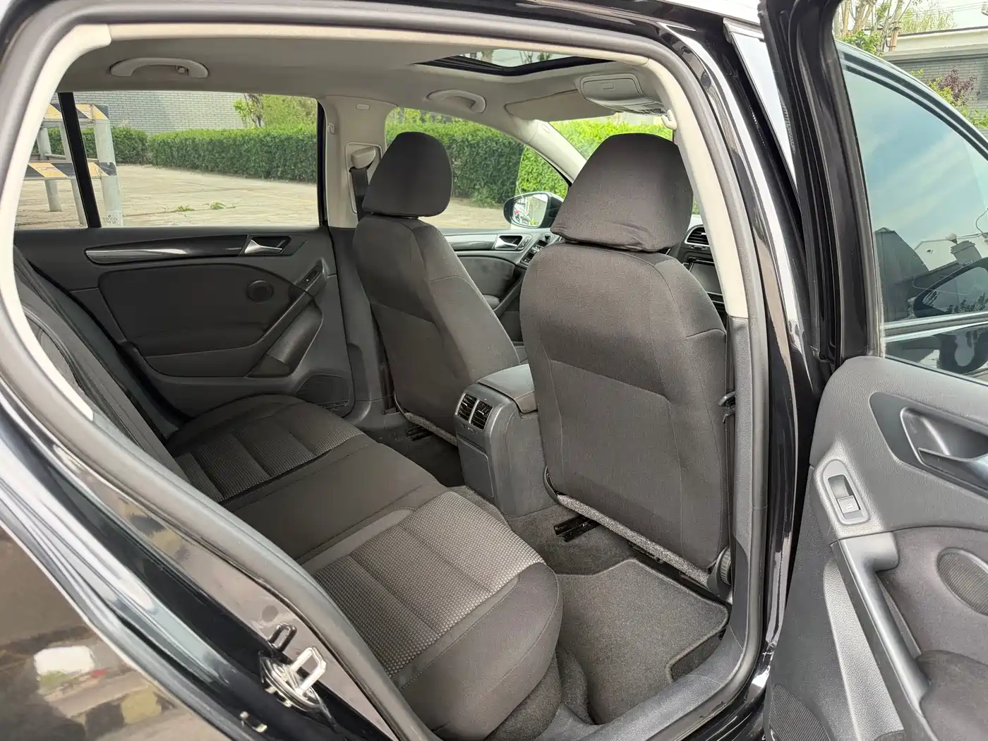 Volkswagen Golf 2010 1.4TSI Manual Comfort фото 11