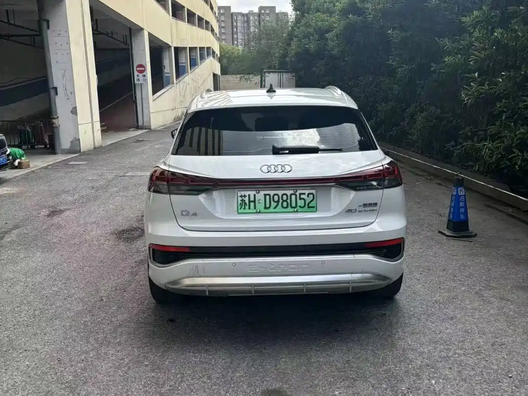 Audi Q4 e-tron 2023 40 e-tron Pioneer Edition фото 5