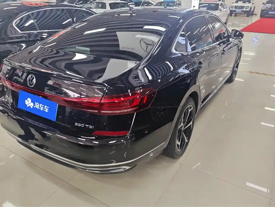 Volkswagen Passat 2024 330TSI Starlight Elite Edition фото 3