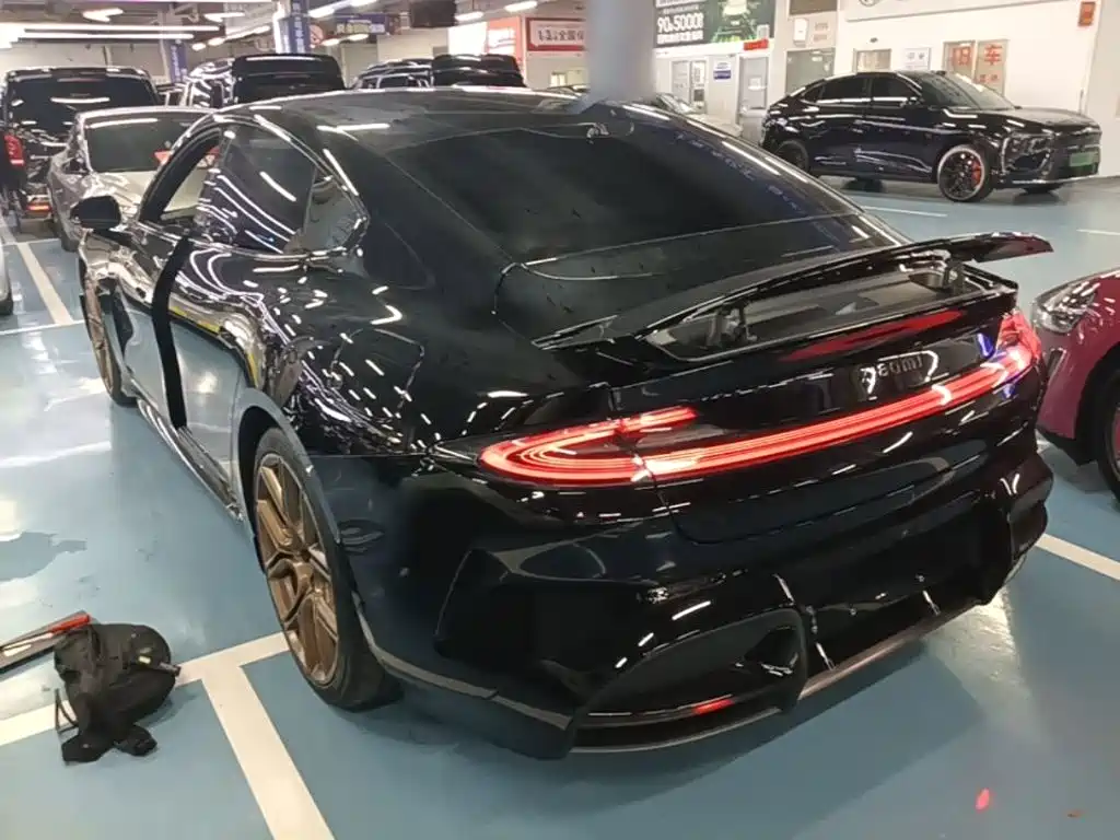 2025 Xiaomi Auto Xiaomi SU7 Ultra