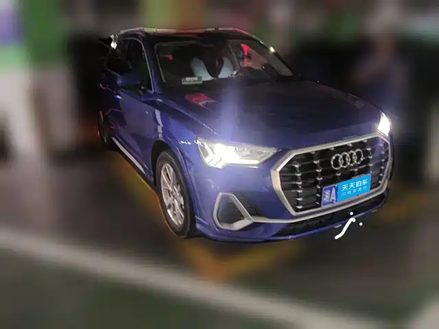 Audi Q3 2019 35 TFSI Progressive Sport — фото 1