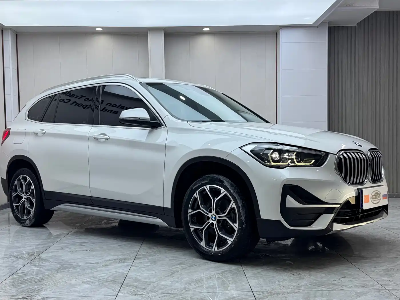 BMW X1 2022 sDrive20Li Fashion фото 3