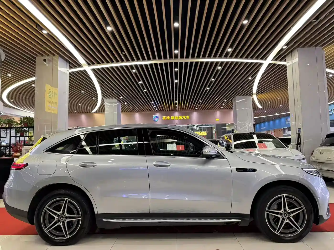 Mercedes-Benz EQC 2021 2020 EQC 400 4MATIC