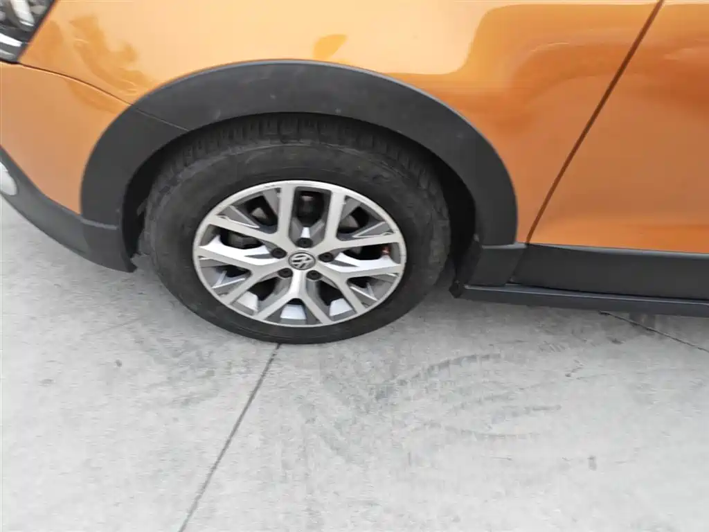 Volkswagen Polo 2018 1.5L Cross Polo Auto фото 23