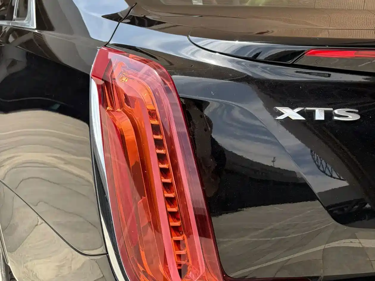 Cadillac XTS 2019 2018 28T Technology