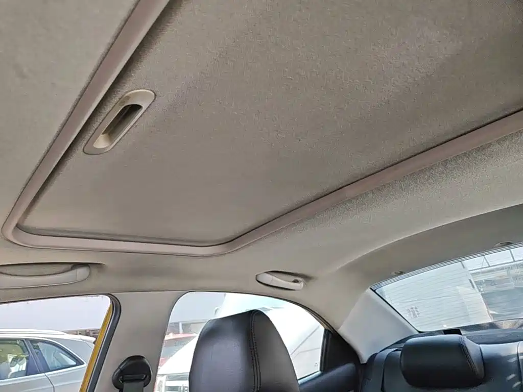 Photo 18 - Hyundai Verna