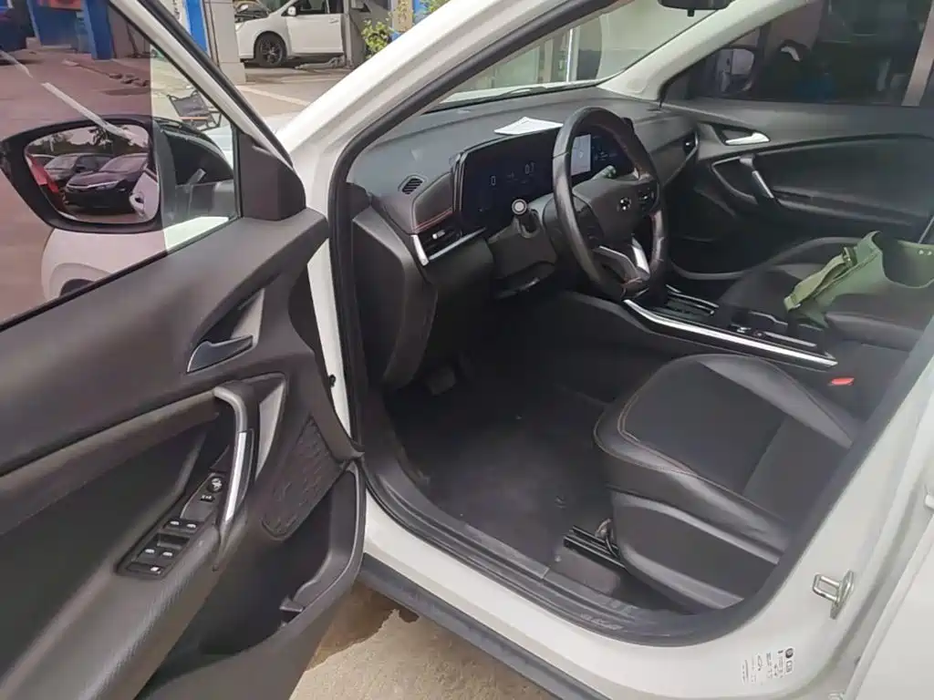 Chevrolet Trax 2023 2023 Model Tracker RS 1.5T CVT Cool