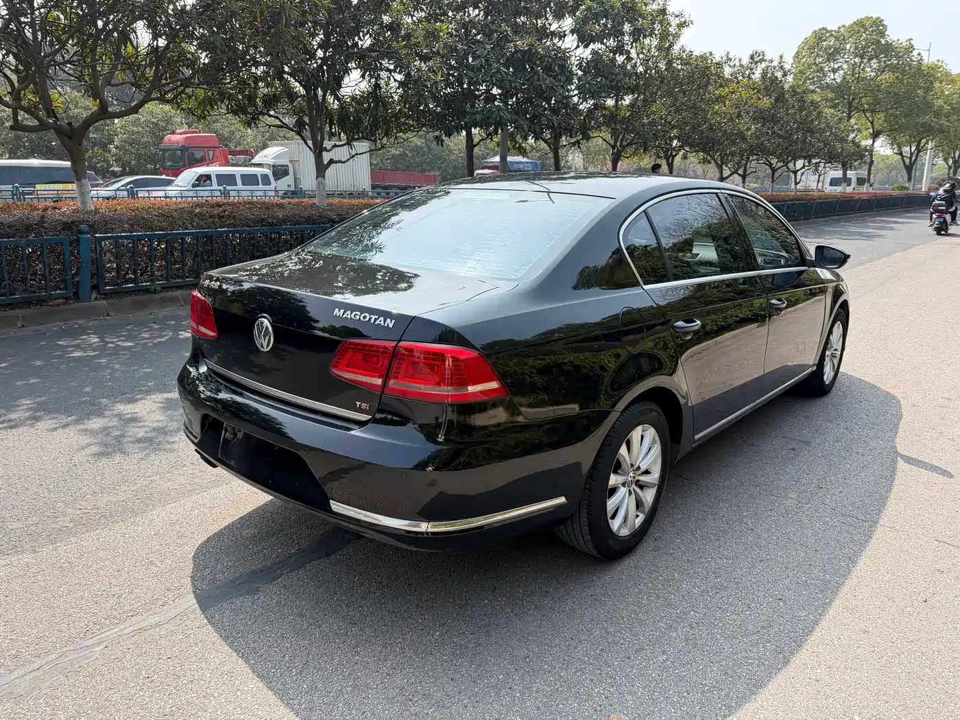 Volkswagen Magotan 2013 1.8TSI Luxury фото 6